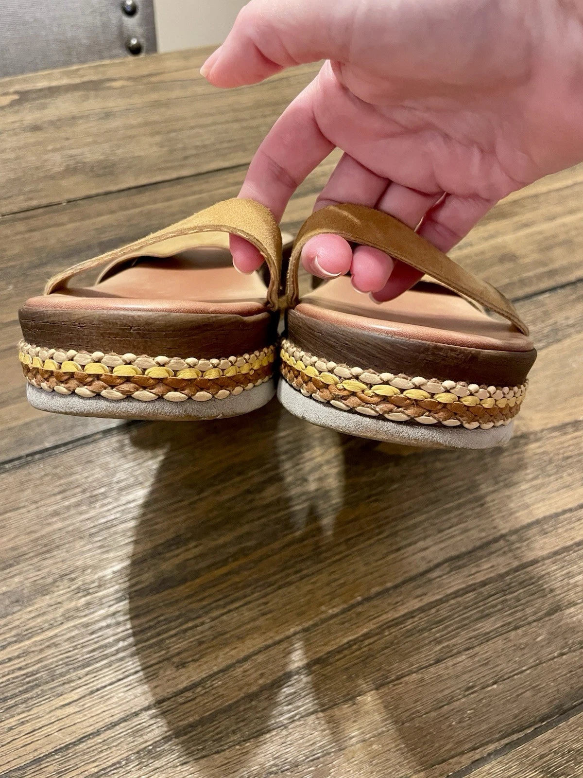 Coach and Four Treviso Tan Leather Platform Slide Sandals Gold Buckle Size 8