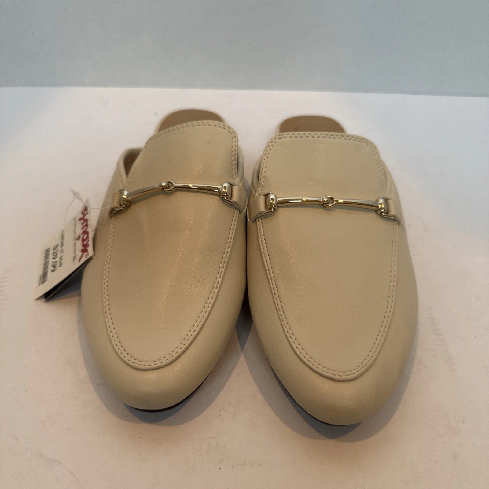 Rachel Zoe Alani cream slides with metal ladies 7.5 NEW