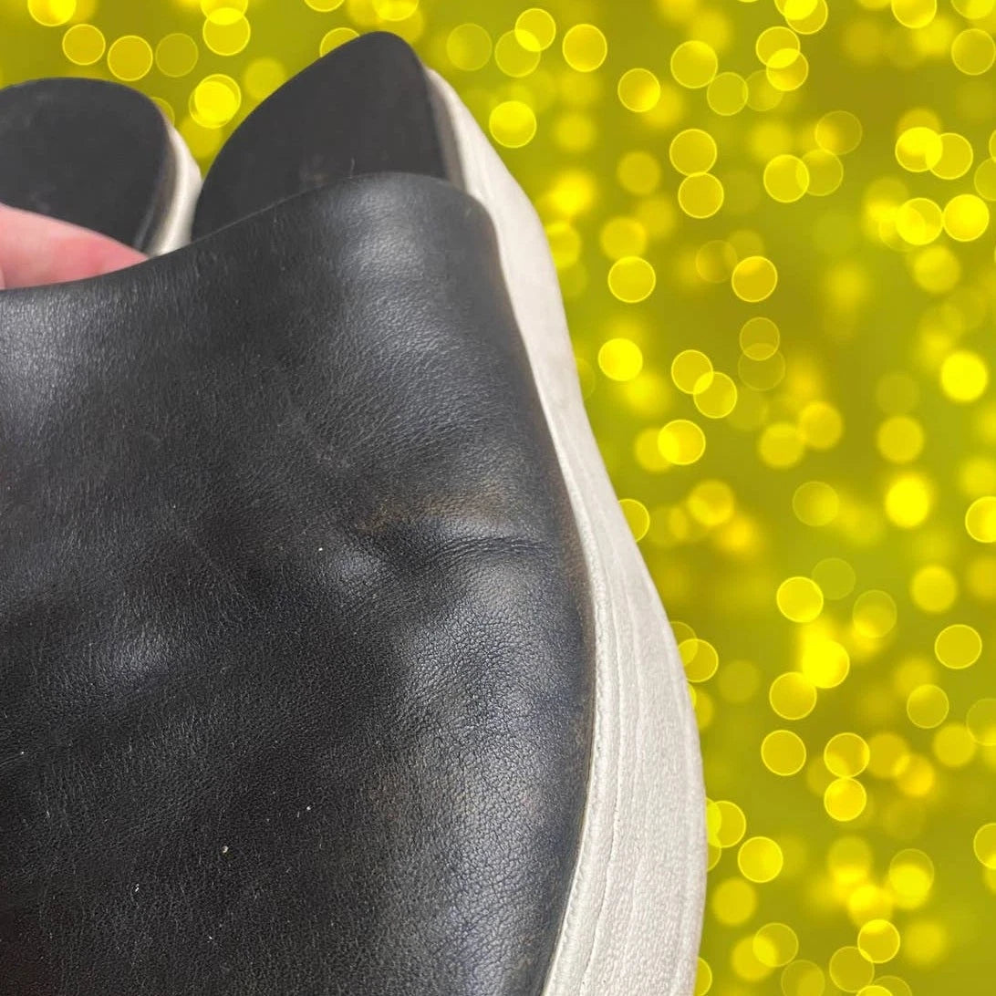 vince. Black Leather Platform Y2K-Style Slide Sandals Size 6