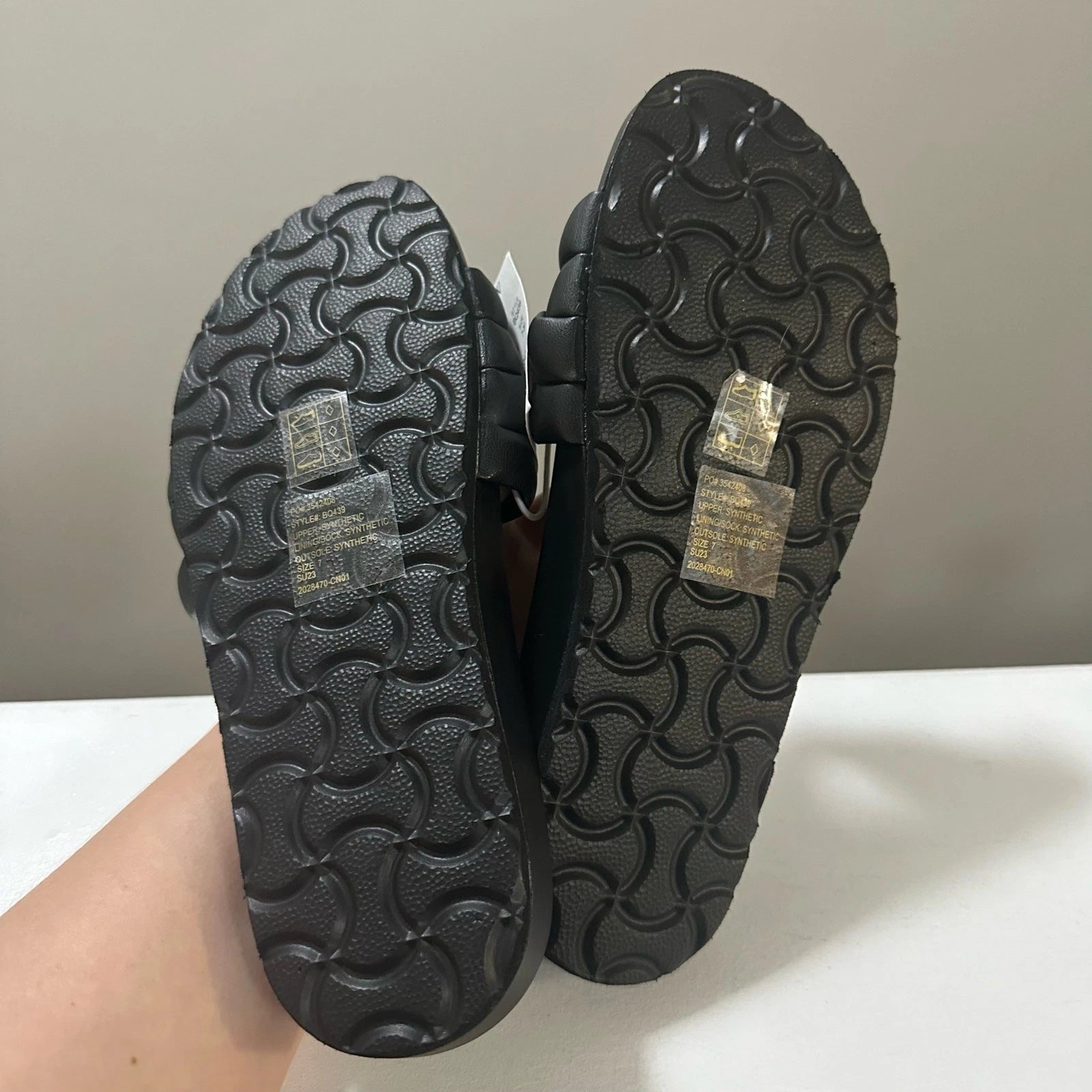 J. Crew Crisscross Style BQ439 Black Slip On Slide Sandals Women’s Size 7 NWT