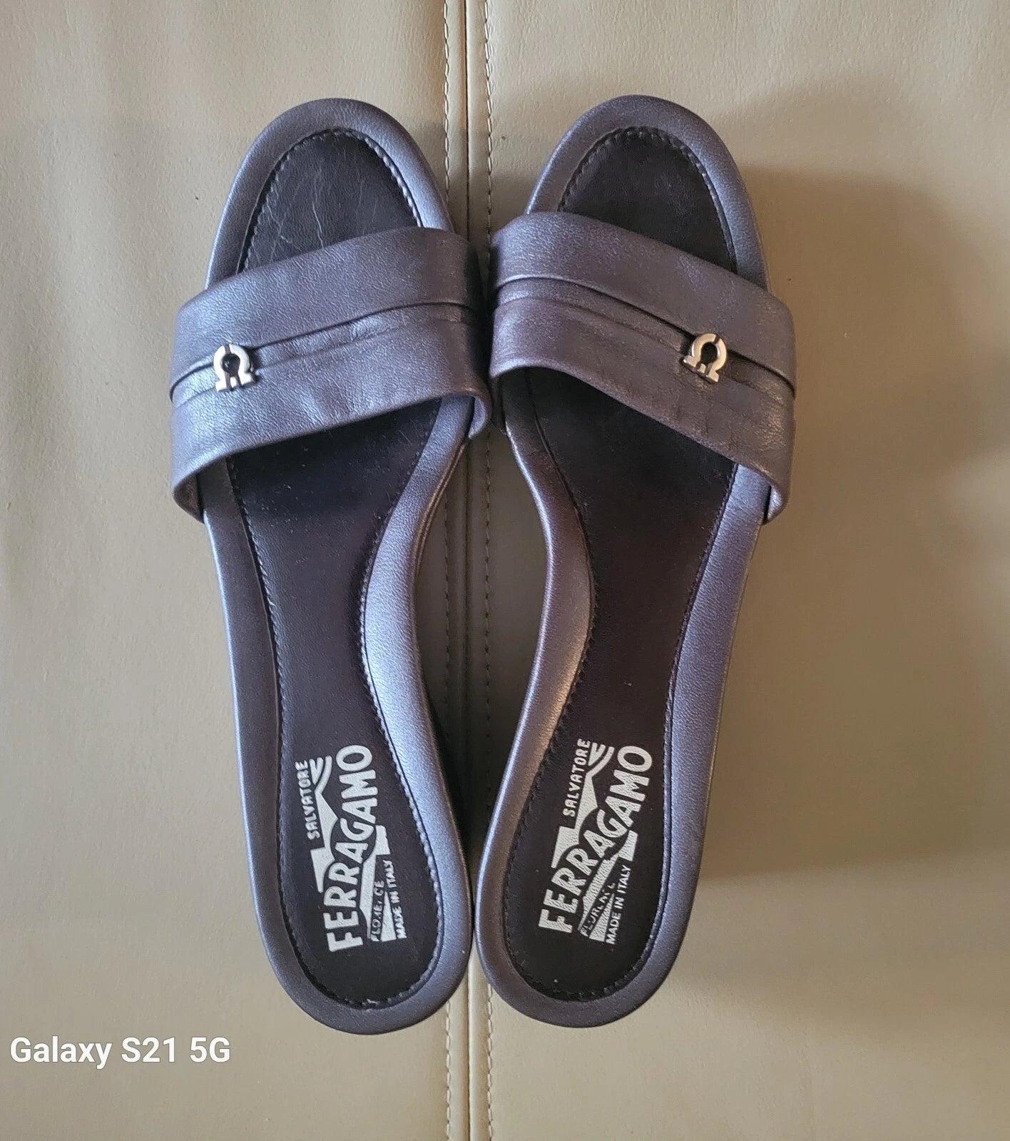 Ferragamo Mules Slides Mid Wedge Gunmetal Silver Leather Women Sandals US 8.5