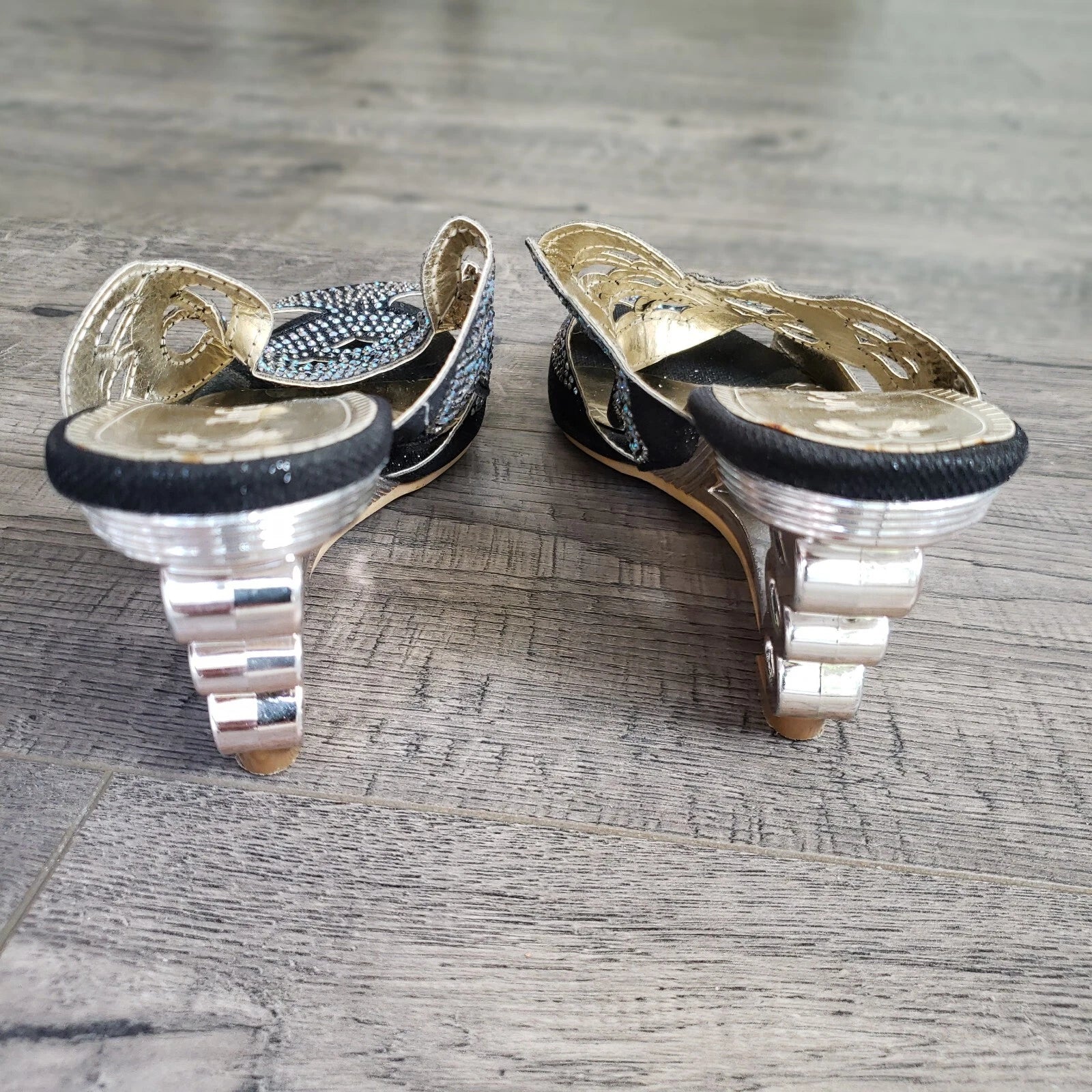 JOHN FASHION Black Rhinestone Perforated Slide Sandal Women's Size 8