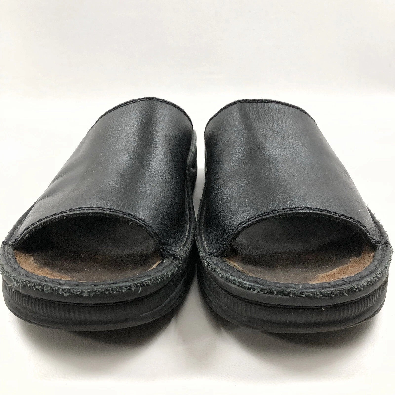 Naot Black Sz 6 /37 Leather Sandals Flats Slip On Arch Support Platform