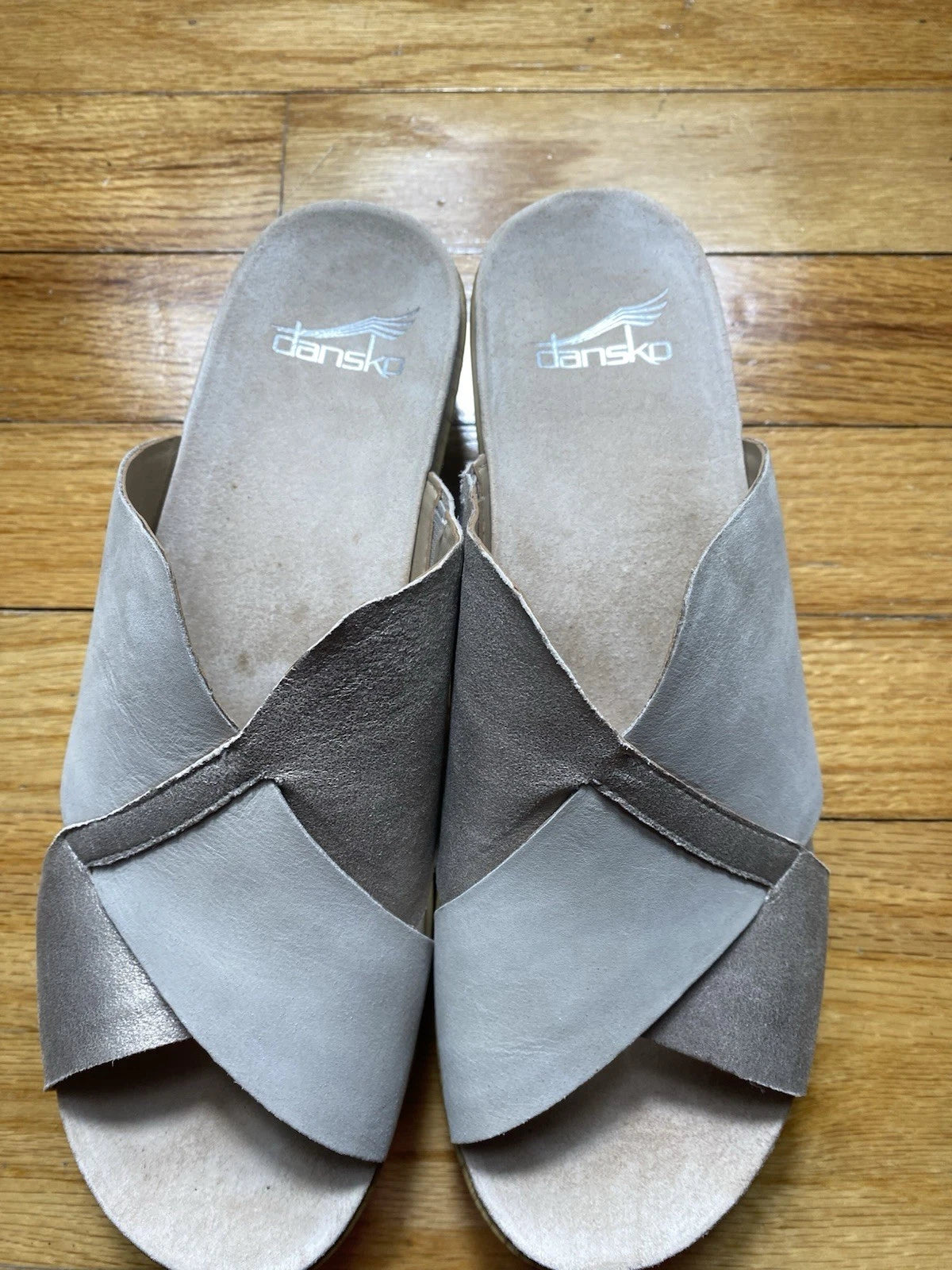 Dansko Miri Slides Size 39 8.5-9.0