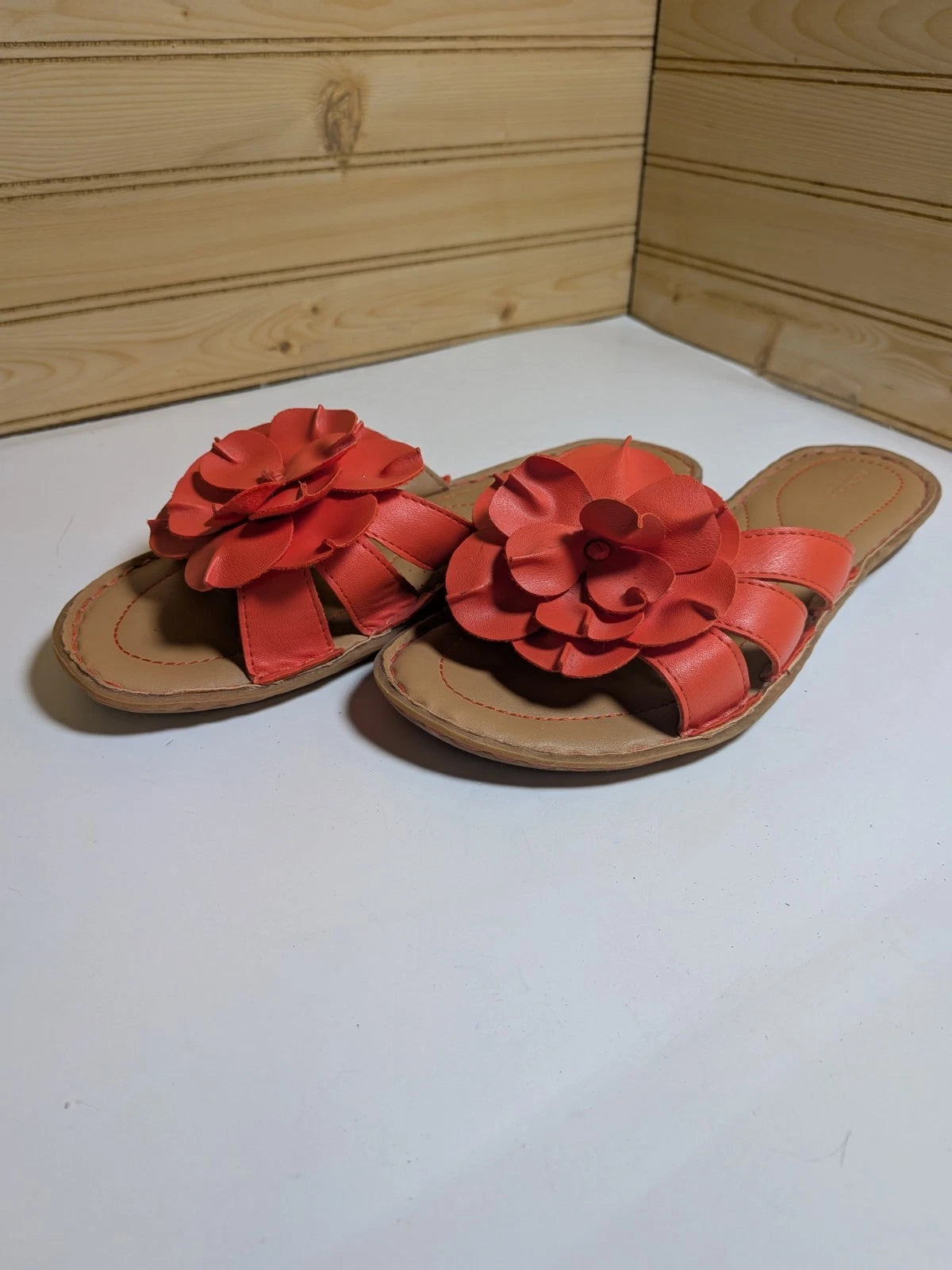 Sonoma Life + Style Women's Sandals, Size 8.5 Med. Floral Design