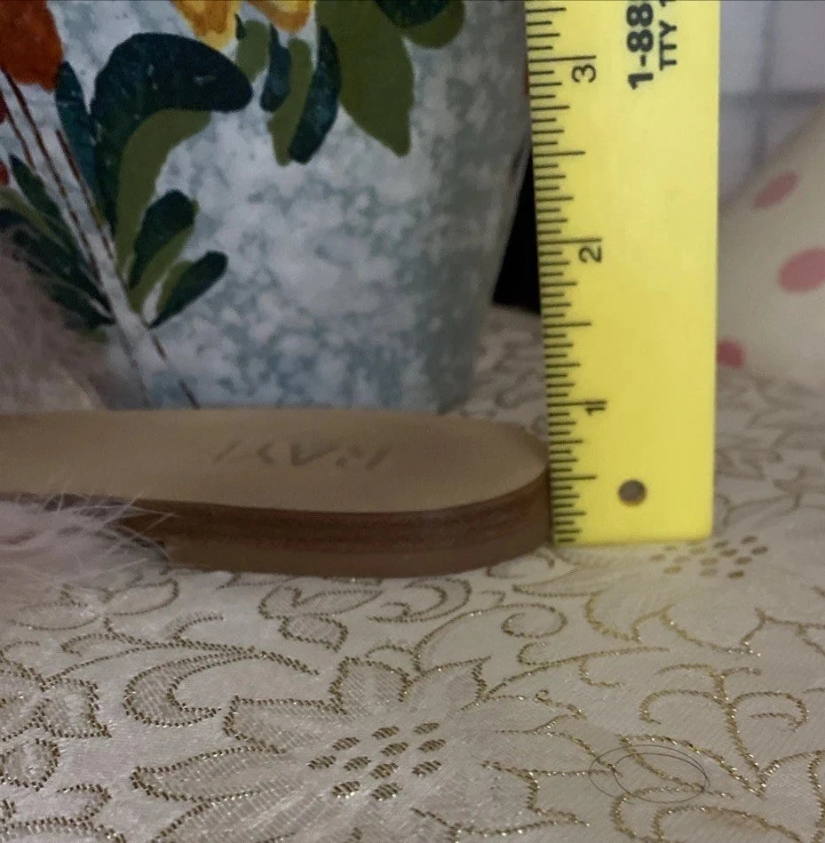 Raye Women 8.5 Pink Feather “Marabou Style”Leather Slides Sandals