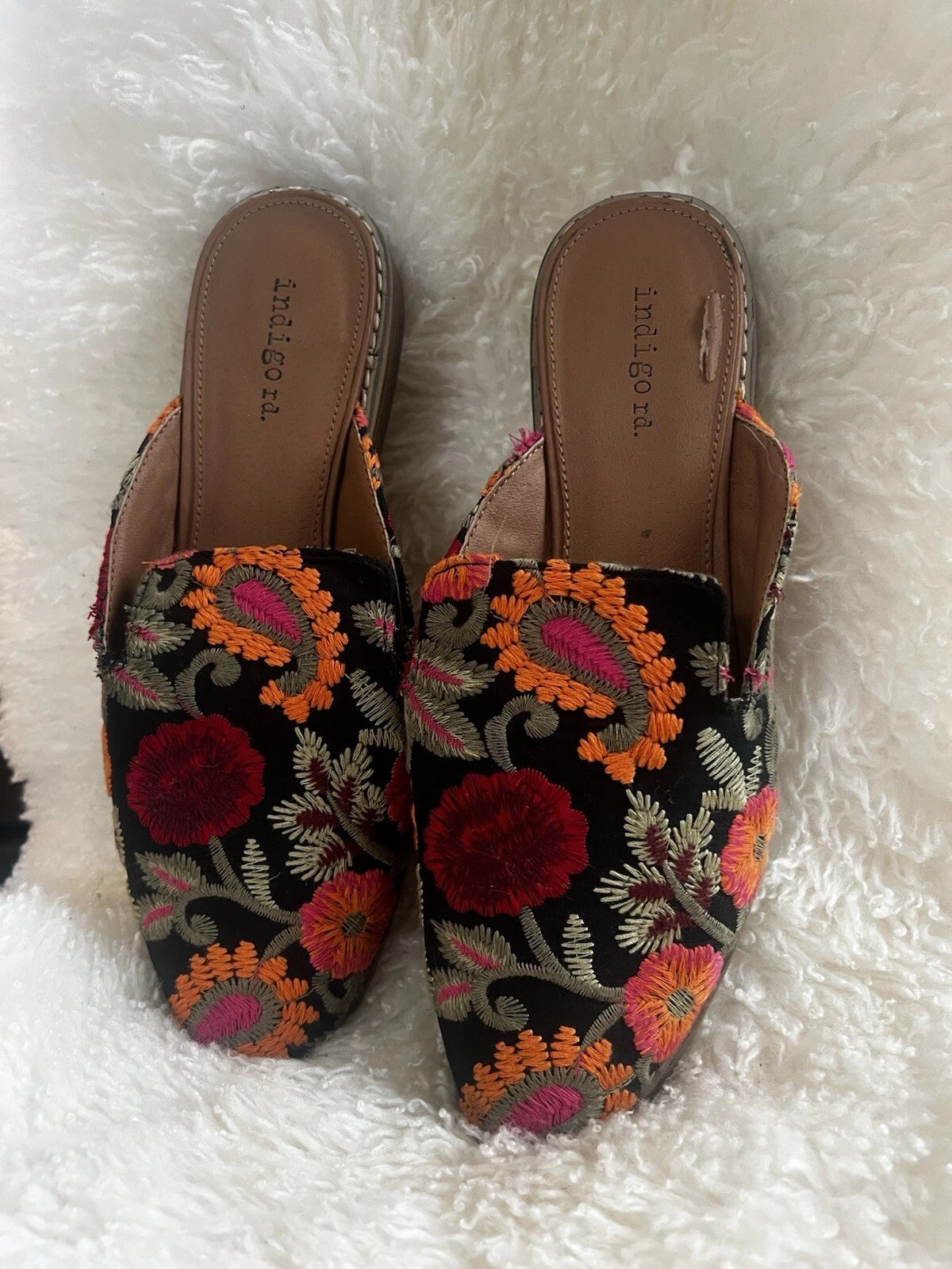 Indigo Rd. Hayze Mule Floral Embroidered Slip On Sandals Women’s Size 8.5