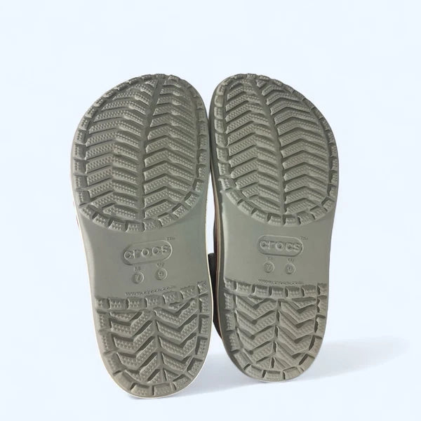 Crocs Crocband Clogs Unisex Men's 7/ Women's 9 Gray W/Red Trim