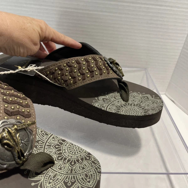 Montana West Silver/Bronze Longhorn&Bronze Stud Western Style Wedge Sandals Sz10