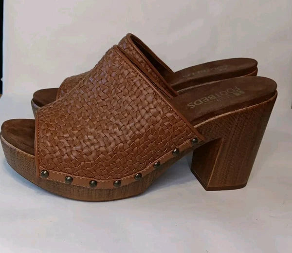 White Mountain Foot beds Altoria Womens 9 Brown Y2K Style Slide Platform Sandals