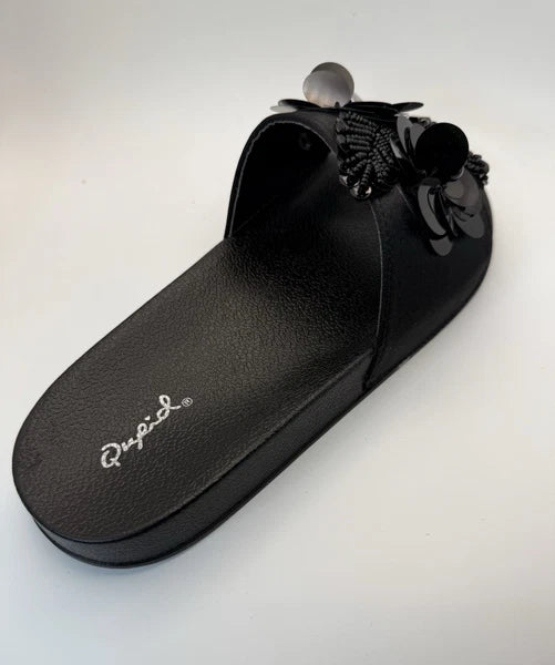 Qupid Women's Fashion Satin Black Flower Slides Sandals Flip Flops Sz 10 New!