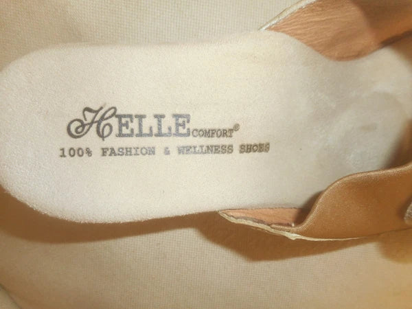 HELLE 100 %  FASHION &  WELLNESS   KITTEN  HEEL  SANDALS  SIZE  10  SPAIN