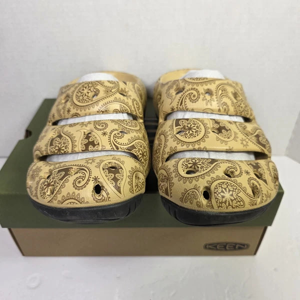 New Keen Yogui Arts Clog x THC Women’s 11 Cafe Latte Paisley Slides $90 With Box