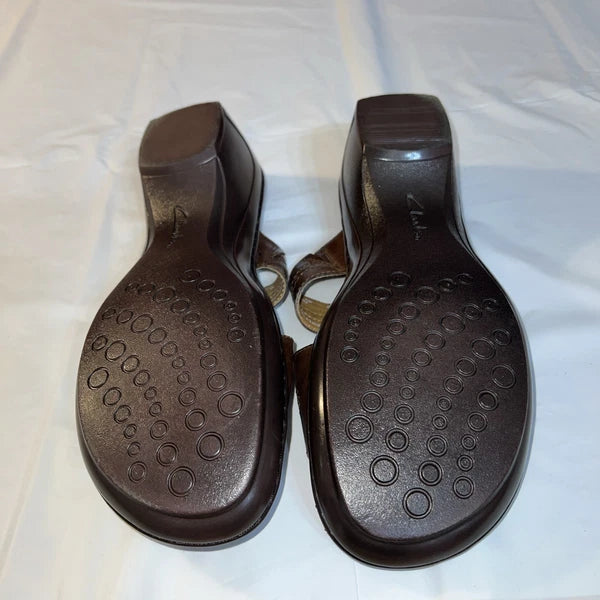 Clarks Dark Brown Leather Sandals Slides Low Heel Womens 8.5 M Style 80084