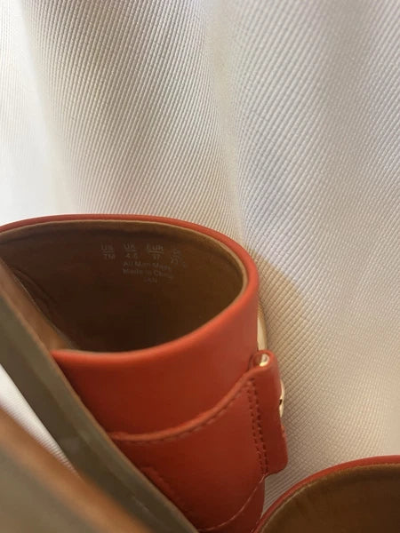 franco sarto sandals 7 womens  Pre-owner Color Orange