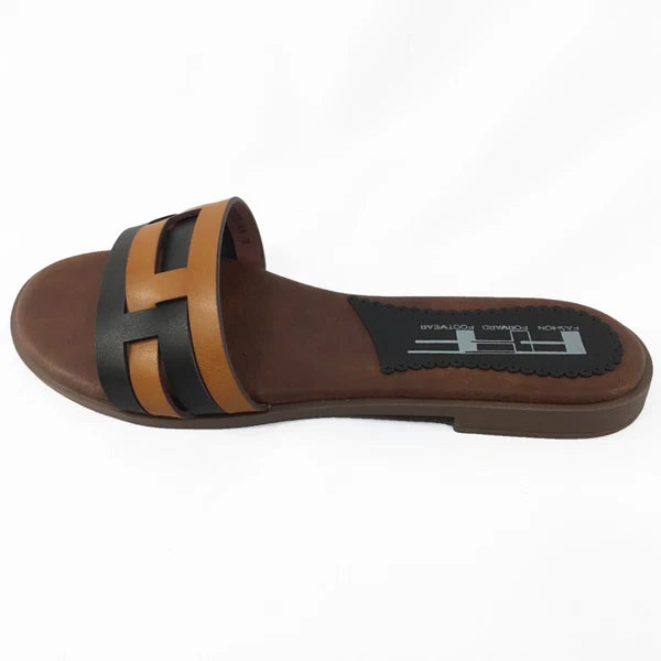 NEW! FASHION FORWARD FOOTWEAR Slides Brown Sz 9
