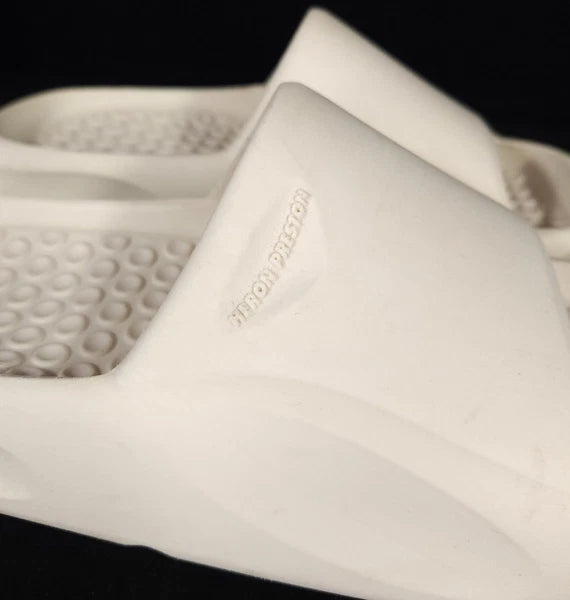 Heron Preston Eco Molded Slides Size 39 US 9 Women's Off-White