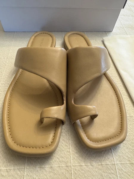 Vince Dawn Flat Slide Sandals Size 9 $200