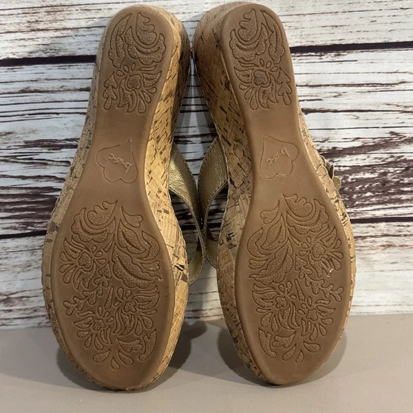 -NEAR MINT- Women’s 8 b.o.c Born Concept Fashion Sandals Flowers Cork Slides