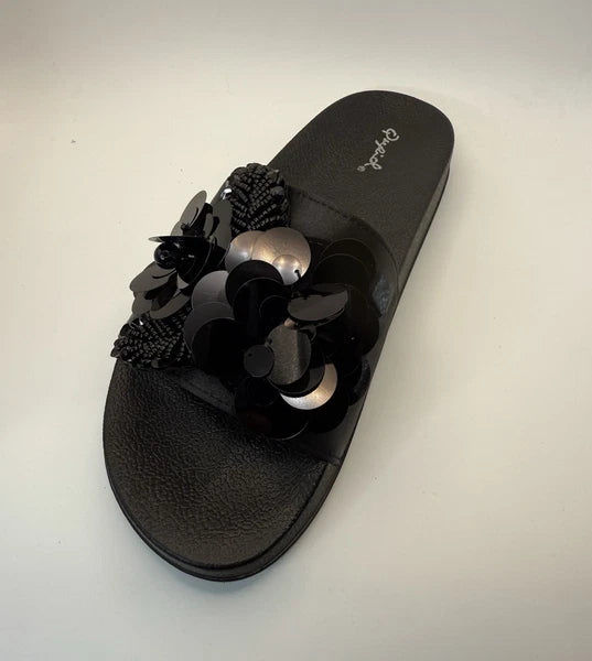 Qupid Women's Fashion Satin Black Flower Slides Sandals Flip Flops Sz 10 New!