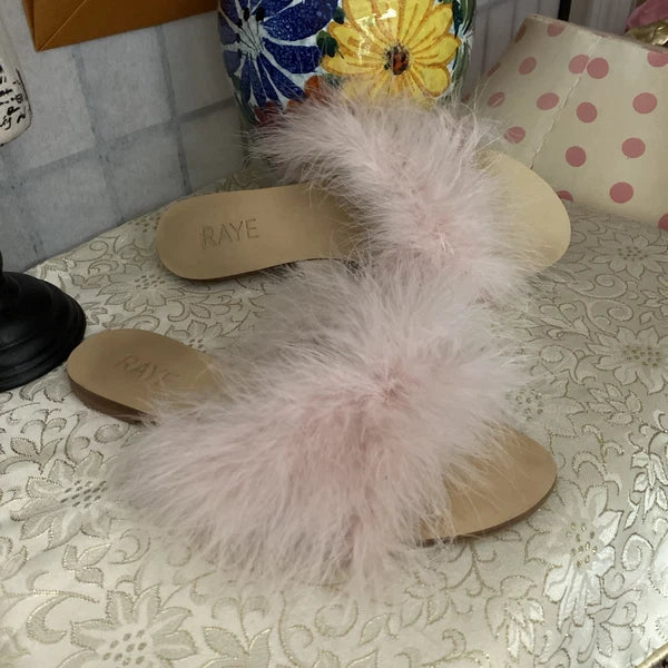 Raye Women 8.5 Pink Feather “Marabou Style”Leather Slides Sandals