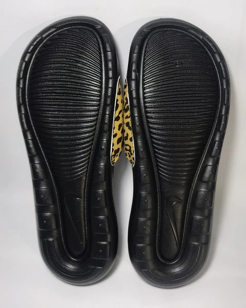 NIKE VICTORI ONE Women's Printed Slide Sz. 9 Chutney/Multicolor Style #CN9676700