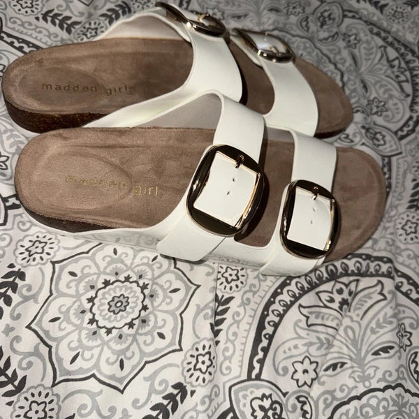 Madden Girl White Gold Bodie 2-Strap Buckle Footbed Sandals Woman’s Size 7M