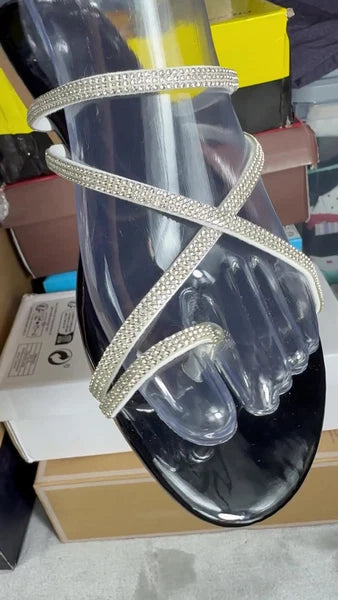 Boutique Rhinestone Sandals Women's Thong Strap Diamante Flat Sandal Slides Sz 9