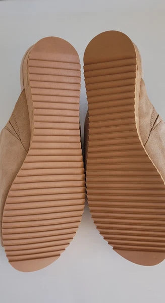 HALSTON ZARAH TAN SUEDE MULE SLIDES SANDALS WOMEN'S 9M A4520317 Open Toe