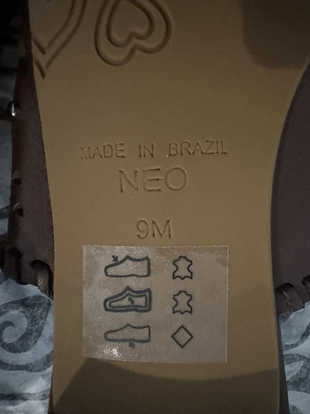 NWT - Brighton Sandal Slides Style NEO Brown Leather Silver-tone Hardware Size 9