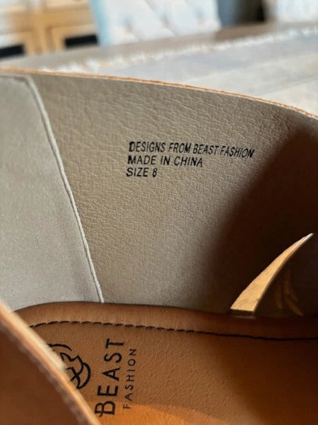 Beast Fashion women’s 8 sandals