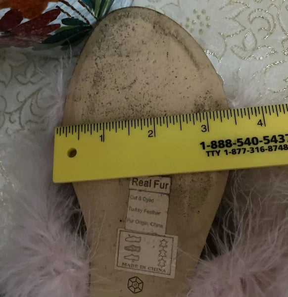 Raye Women 8.5 Pink Feather “Marabou Style”Leather Slides Sandals