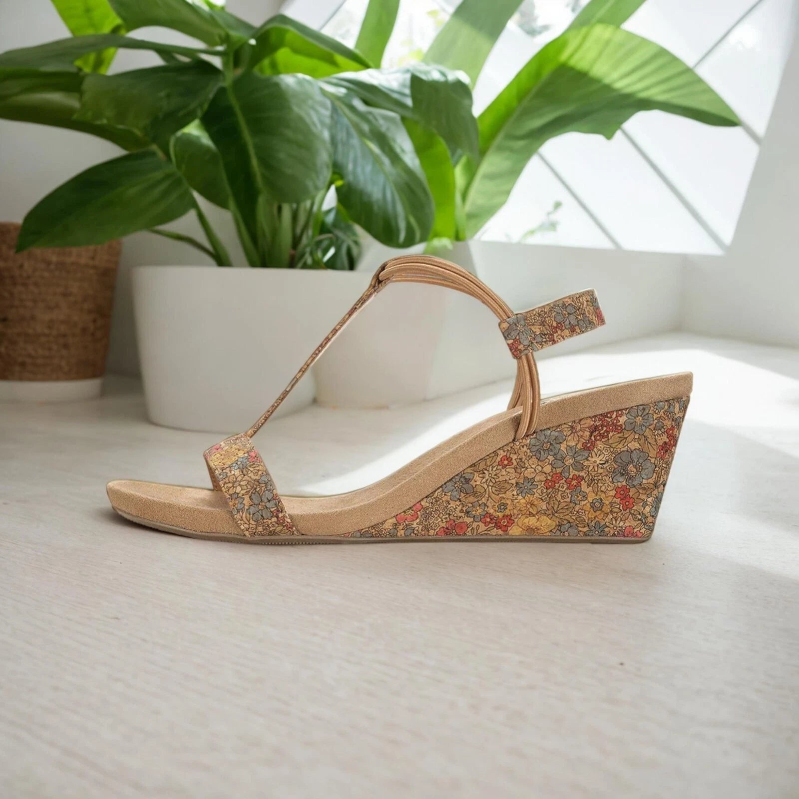 Style & Company Womens Mulan Cork TStrap Wedge Sandals Floral Cork 2 Size 8M NIB