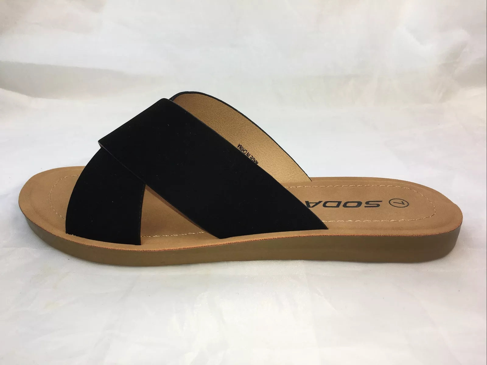 SODA-REFLECT-BLACK NUBUCK PU X BANDS Slide CASUAL Fashion Women Sandal Slip On