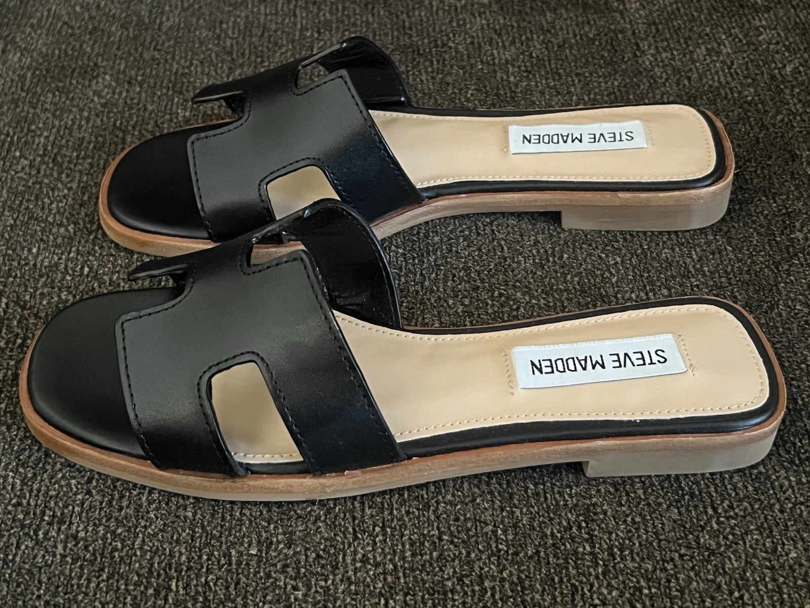 Steve Madden Hadyn Women Sandals Black Leather -Size 5M