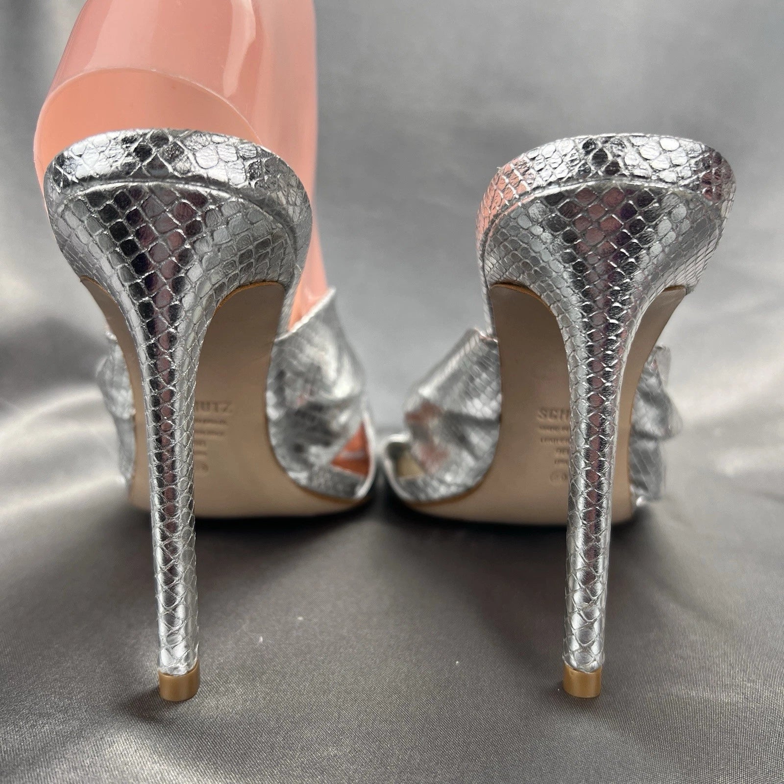 Schutz Mindy Sandals Women’s 9 Twist Knot Slide On Heels Metallic Silver Fashion