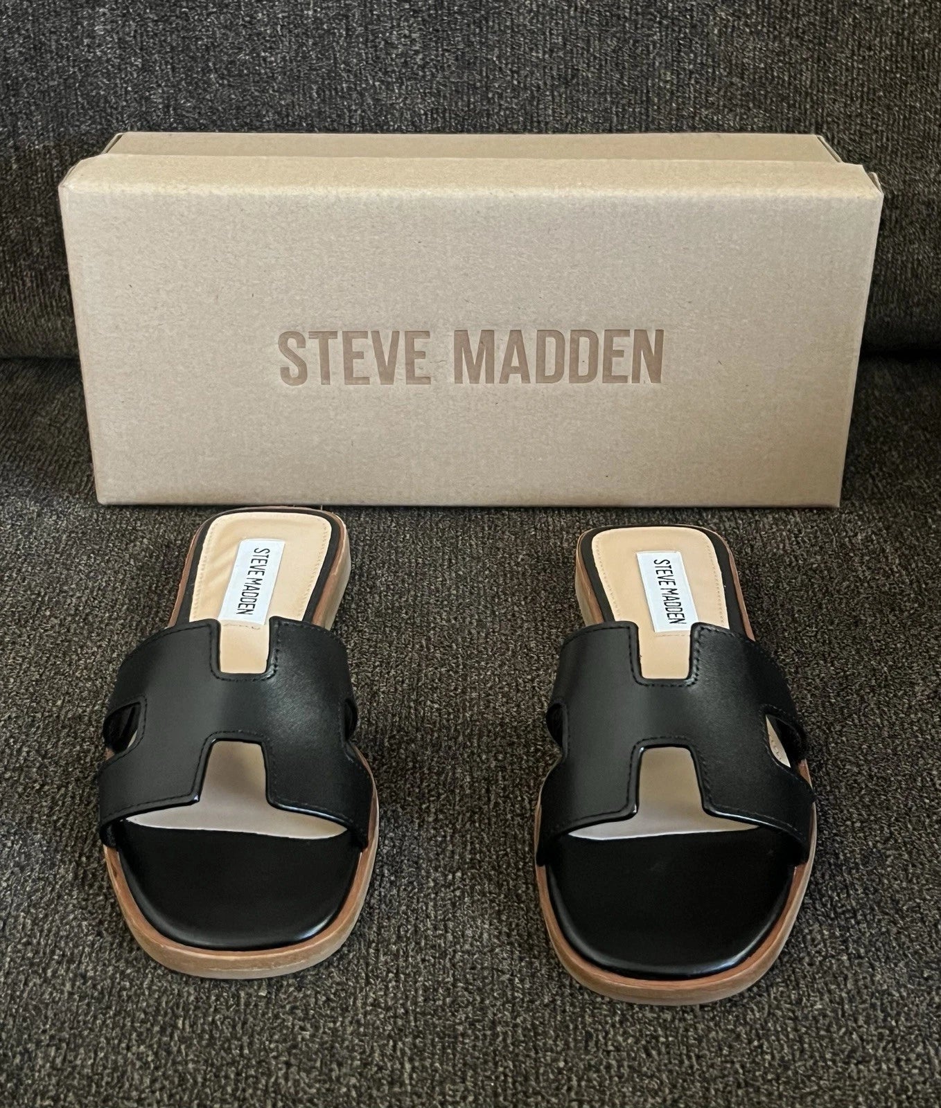 Steve Madden Hadyn Women Sandals Black Leather -Size 5M