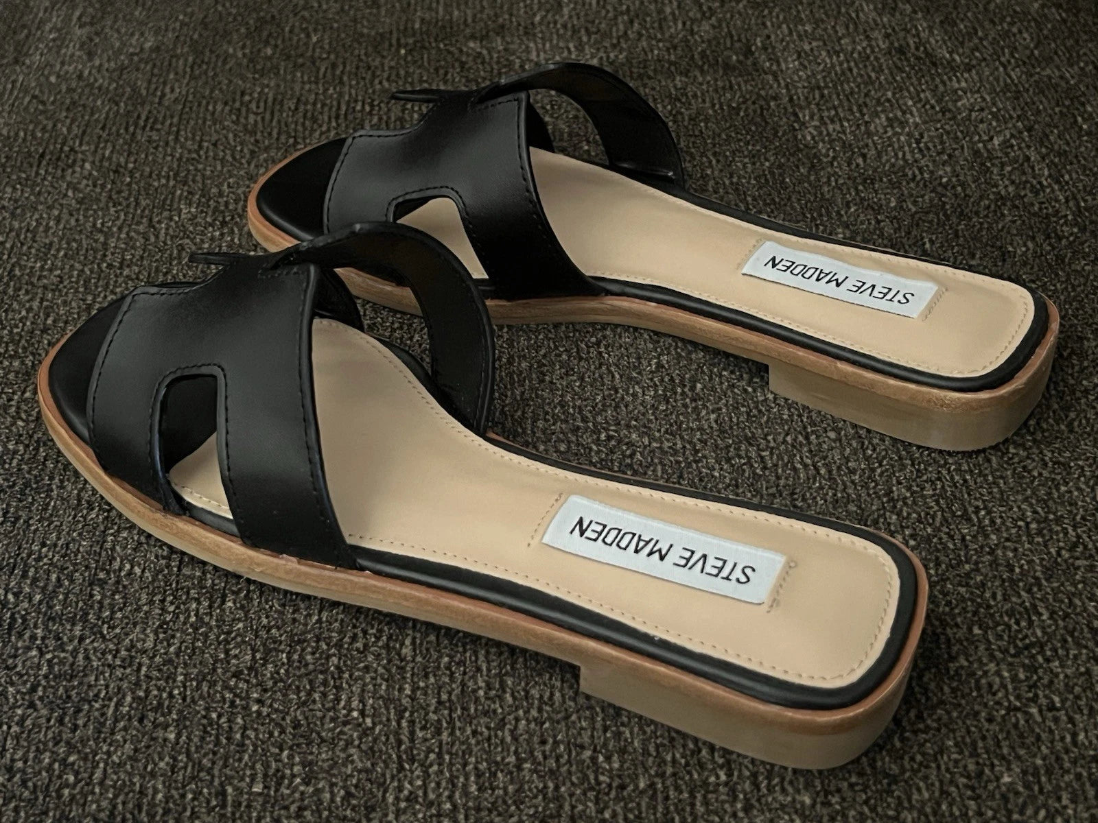 Steve Madden Hadyn Women Sandals Black Leather -Size 5M