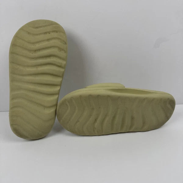 Yeezy Style Foam Slides – Beige EVA Sandals – Size 38 (Men’s US 6 / Women’s 7.5)