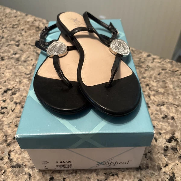 Xappeal Madalyn Black Women's Shoes Sandals Size 7