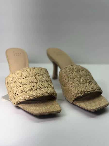 Woven Rafia heeled sandals Sz 9| coastal cowgirl, summer slide mules Resort Wear
